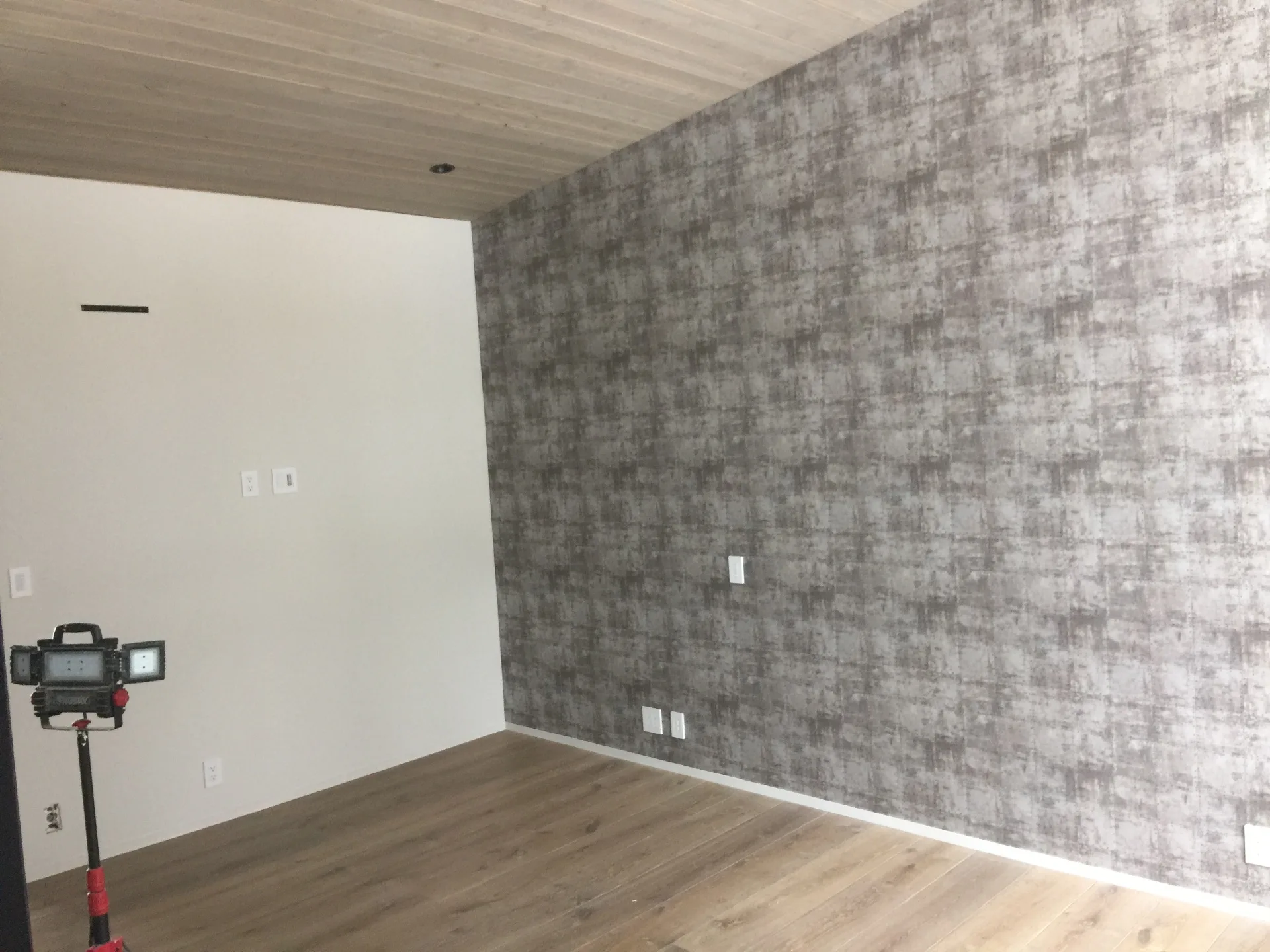 Wallpaper Installation